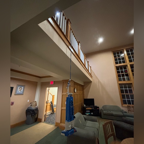 Meet your Posher, Camy - Picture 2 of 3